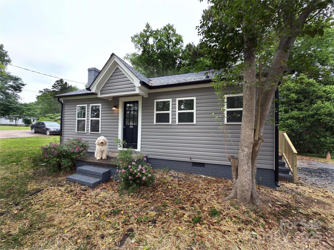 589 Fork Rd., Norwood, NC 28128