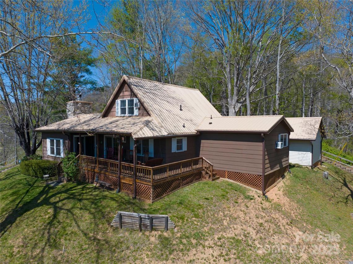 96 Winding Way, Canton, NC 28716