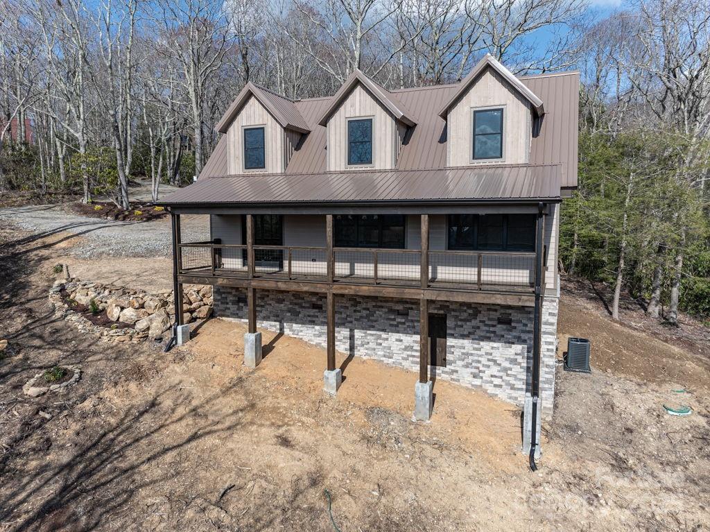 176 Snow Mountain Ln., Banner Elk, NC 28604