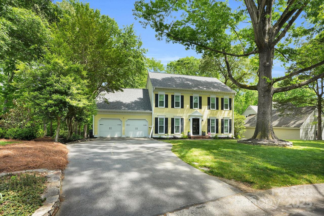 9809 Hanover Hollow Dr., Charlotte, NC 28210