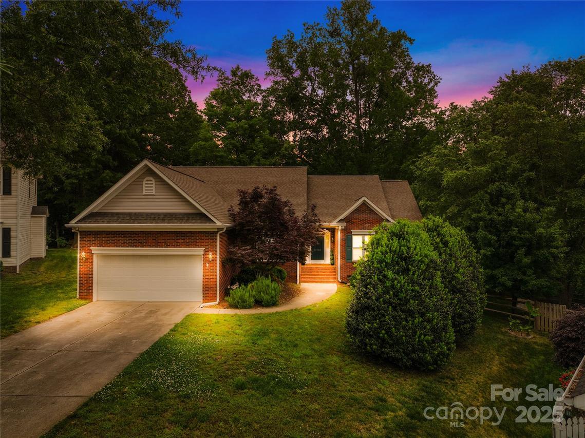 11732 Borchetta Dr., Charlotte, NC 28277
