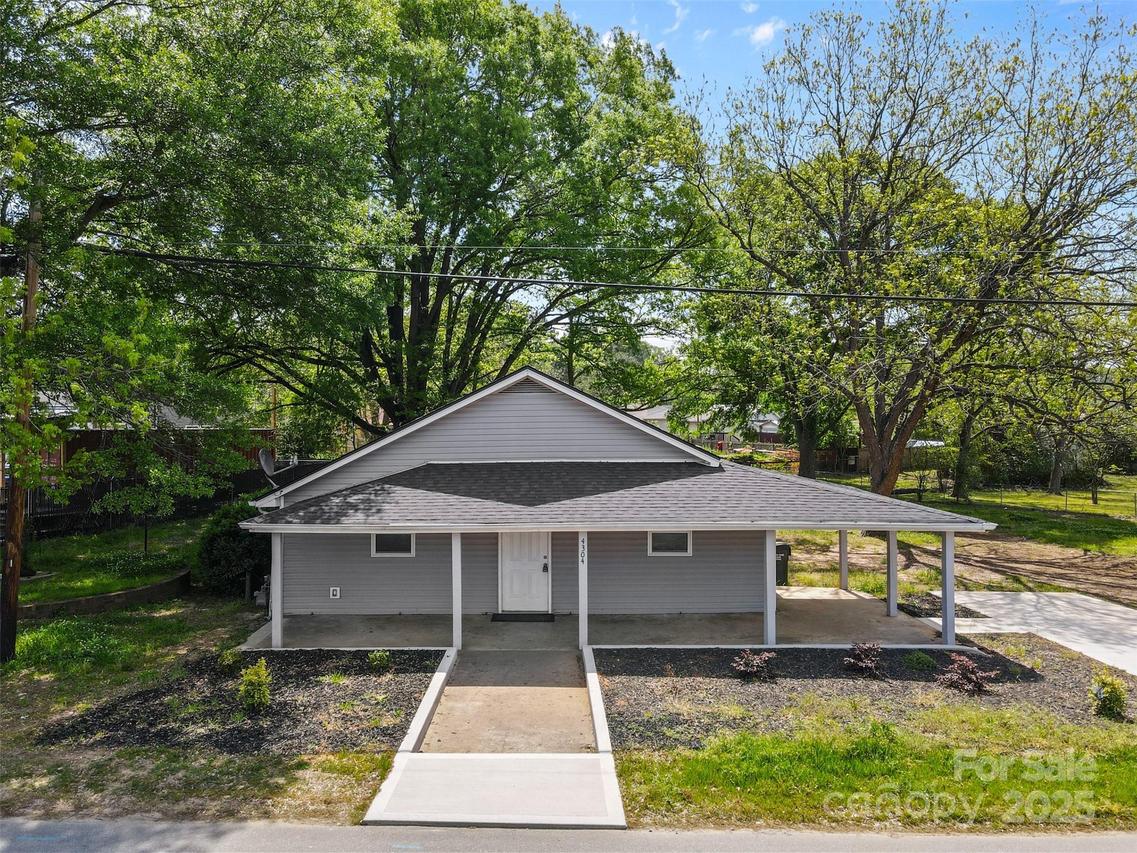 4304 S Falls St., Gastonia, NC 28056