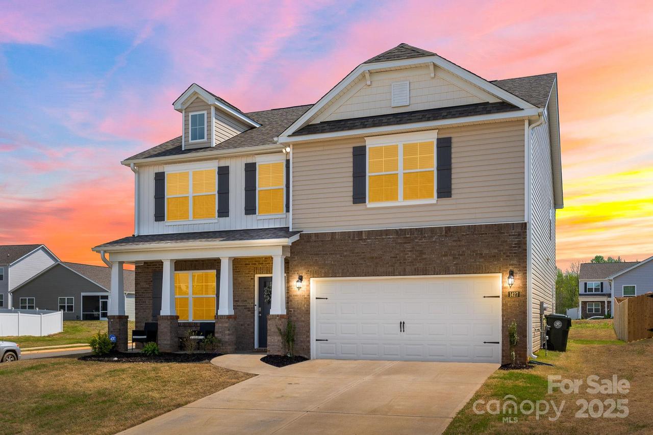 1427 Carisbrooke Dr., Mebane, NC 27302