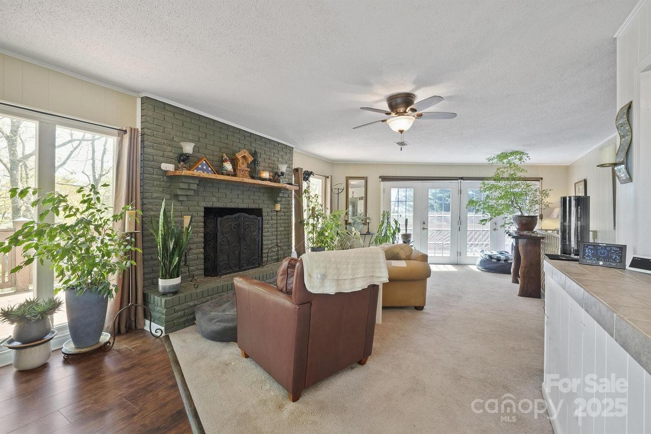 3190 Holly Rd., Connelly Springs, NC 28612