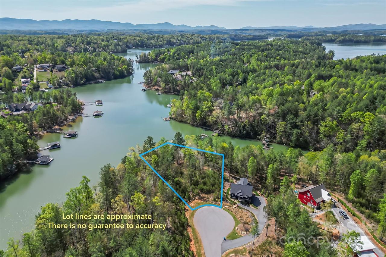 2313 W Blue Water Dr. #13, Morganton, NC 28655