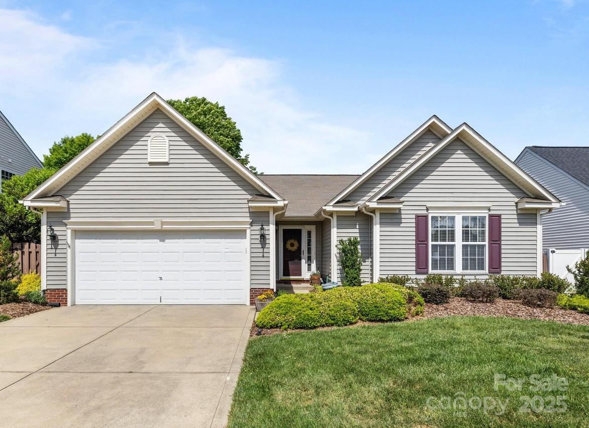 2006 Holly Villa Cir., Indian Trail, NC 28079