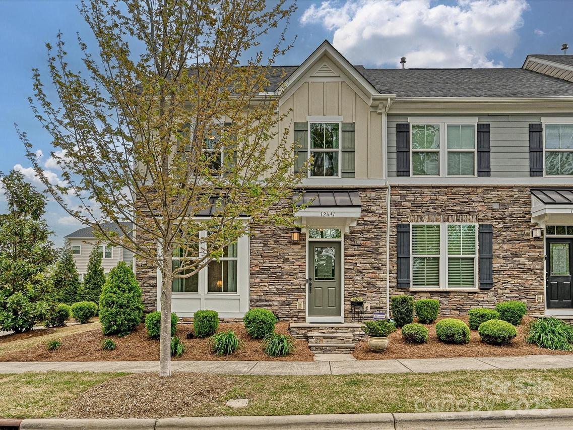 12641 Glowing Peak Rd., Huntersville, NC 28078