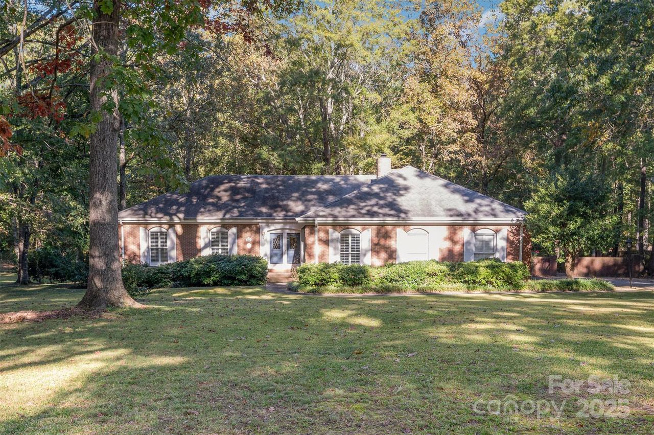2643 Rolling Hills Dr., Monroe, NC 28110