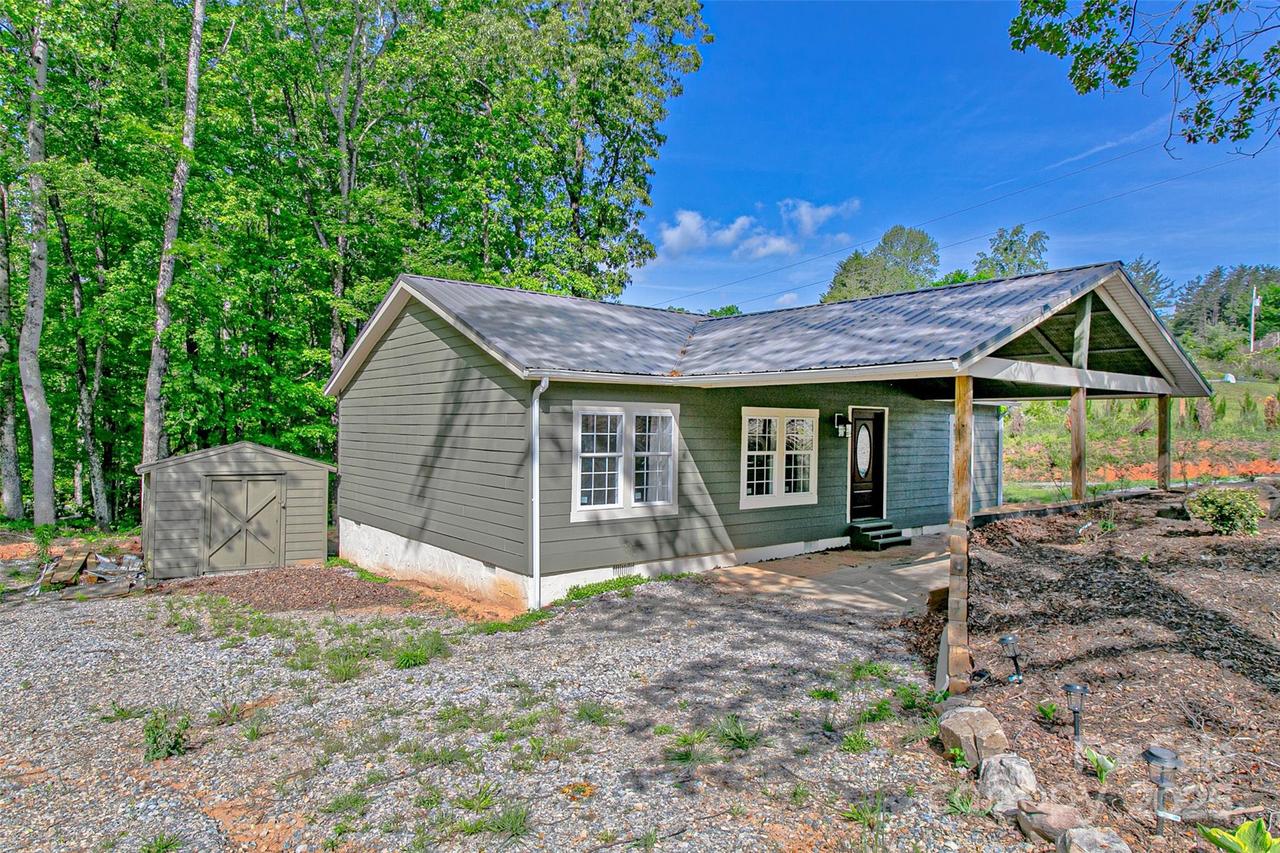 115 Cold Springs Dr., Mill Spring, NC 28756