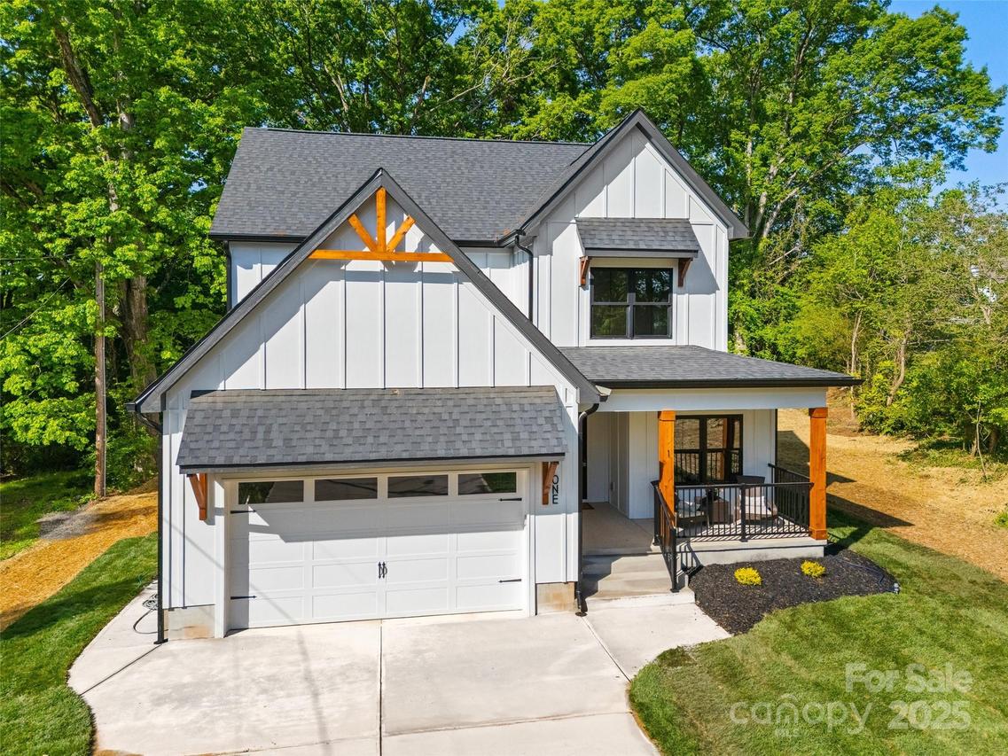 1 Linestowe Dr., Belmont, NC 28012