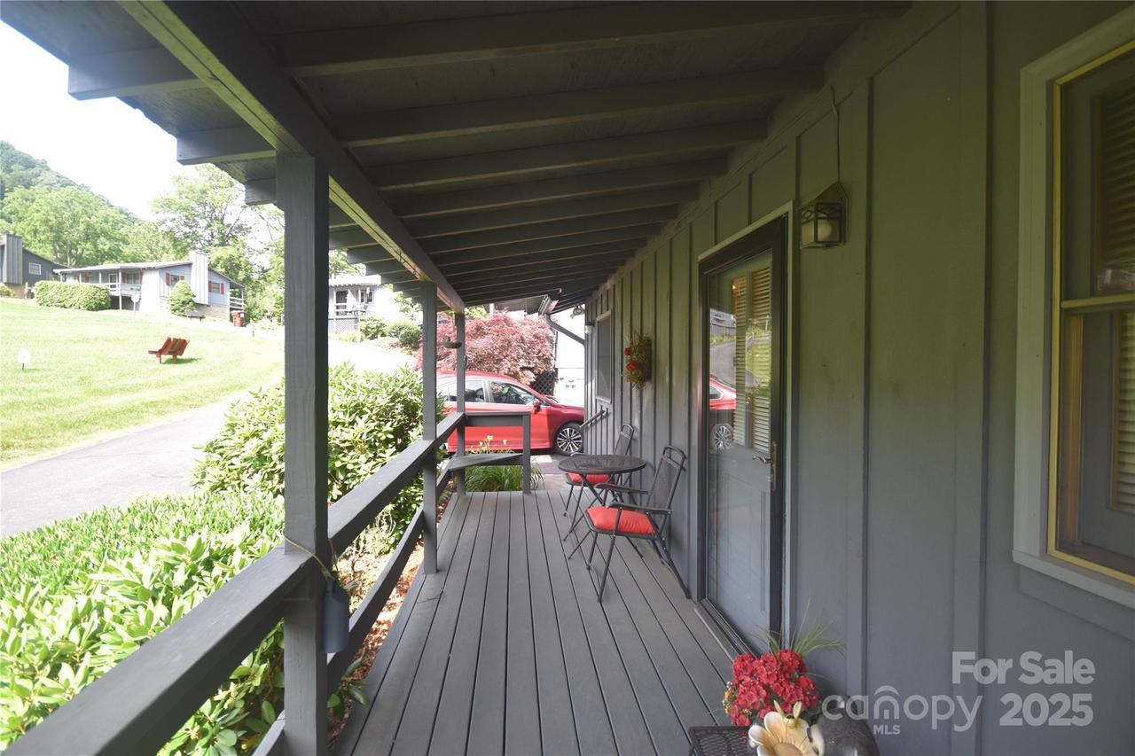 134 Raven Ridge, Maggie Valley, NC 28751