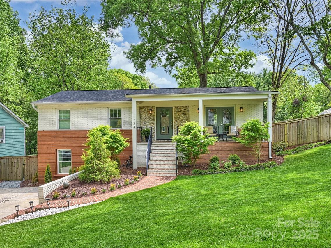 1733 Piccadilly Dr., Charlotte, NC 28211