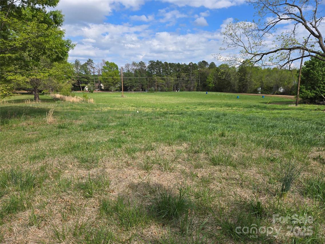 1714 Measmer St., Kannapolis, NC 28081
