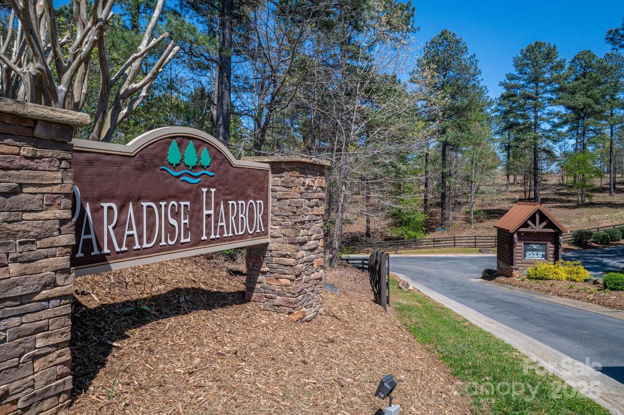 1236 Boardwalk Dr., Connelly Springs, NC 28612