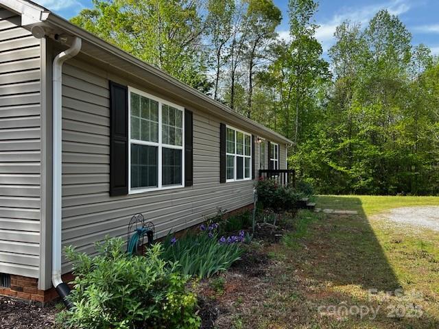 663 Landrum Rd., Columbus, NC 28722