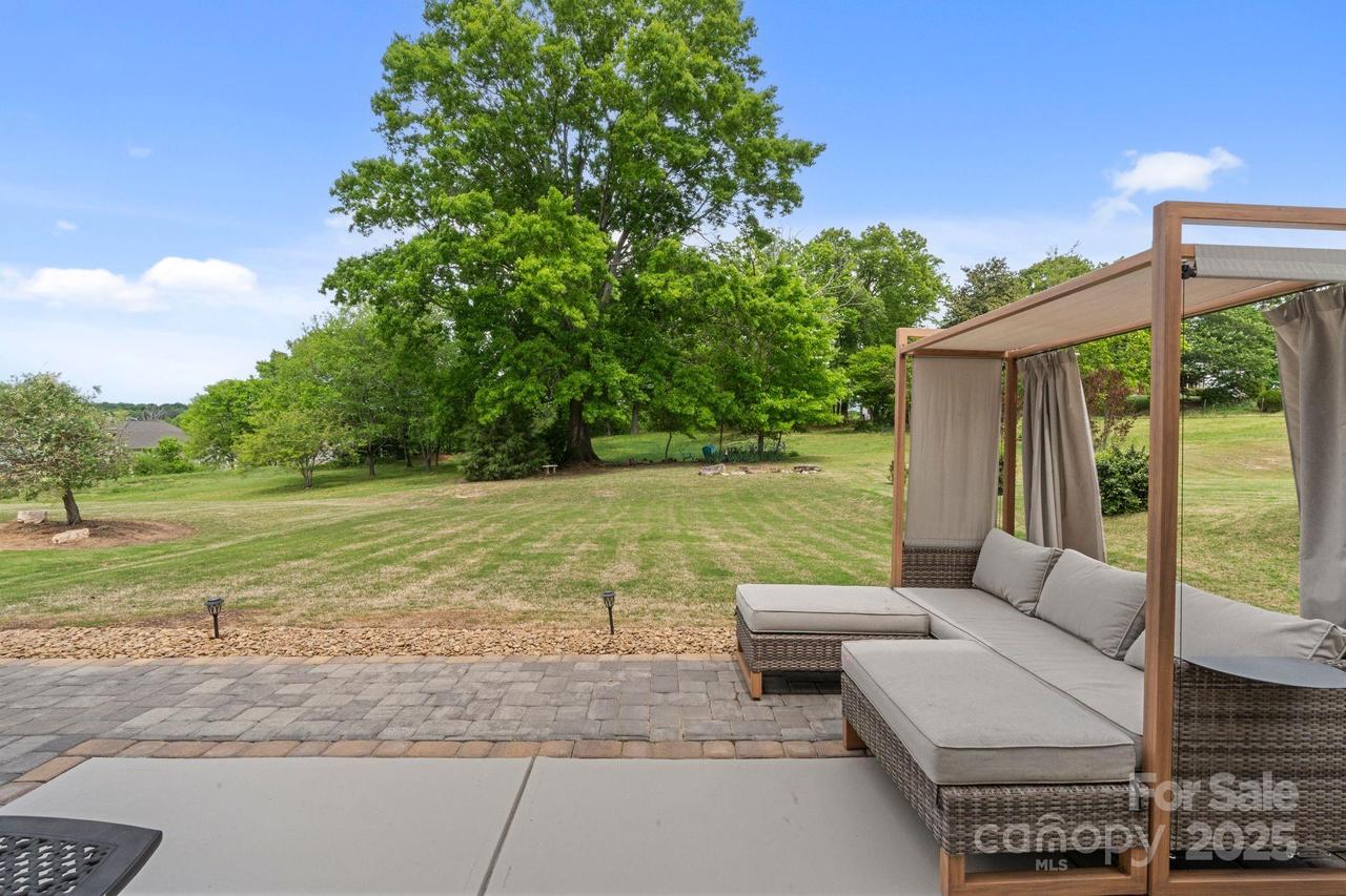 176 Jennymarie Rd., Mooresville, NC 28115