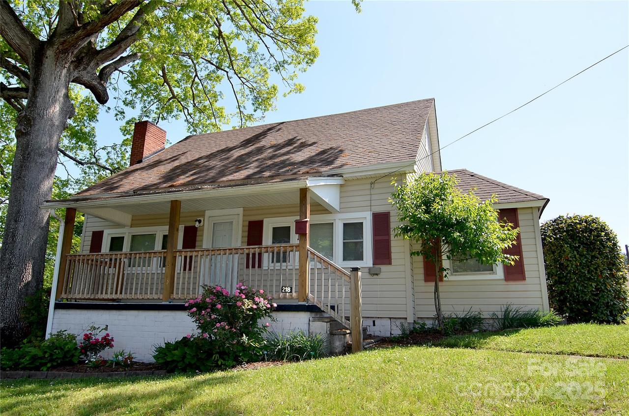 218 Church St., Marion, NC 28752