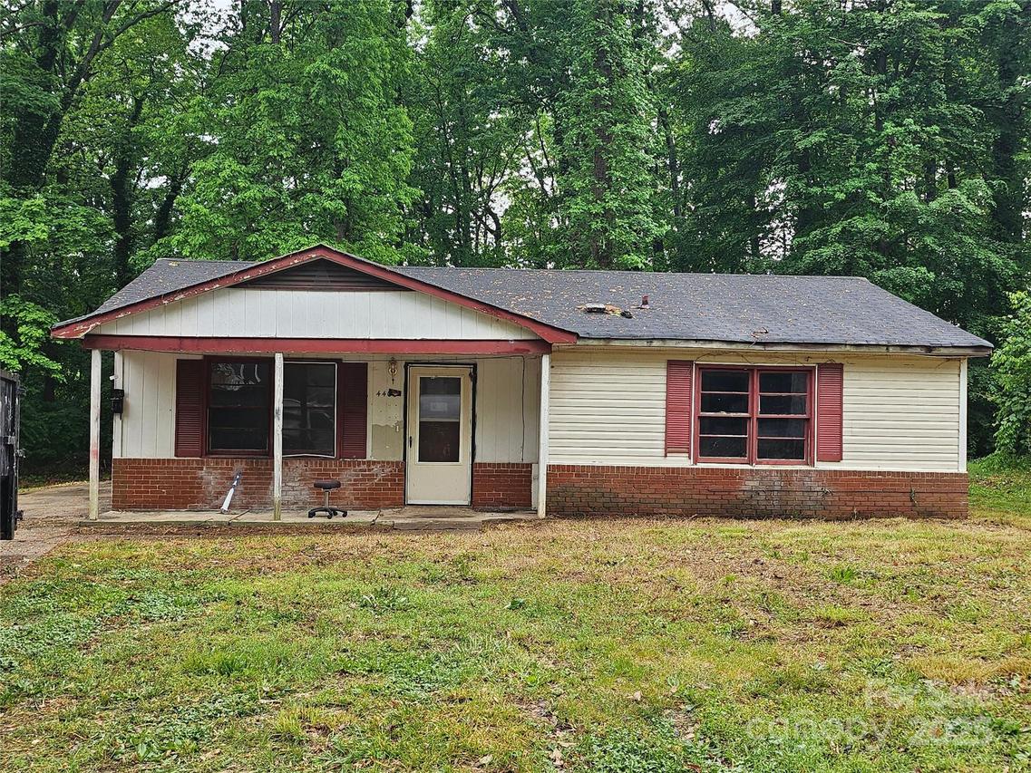 4406 Valeview Ln., Charlotte, NC 28269