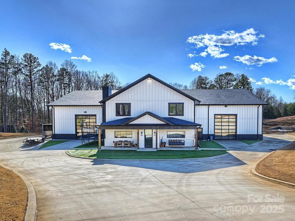 1525 Shinnville Rd., Cleveland, NC 27013