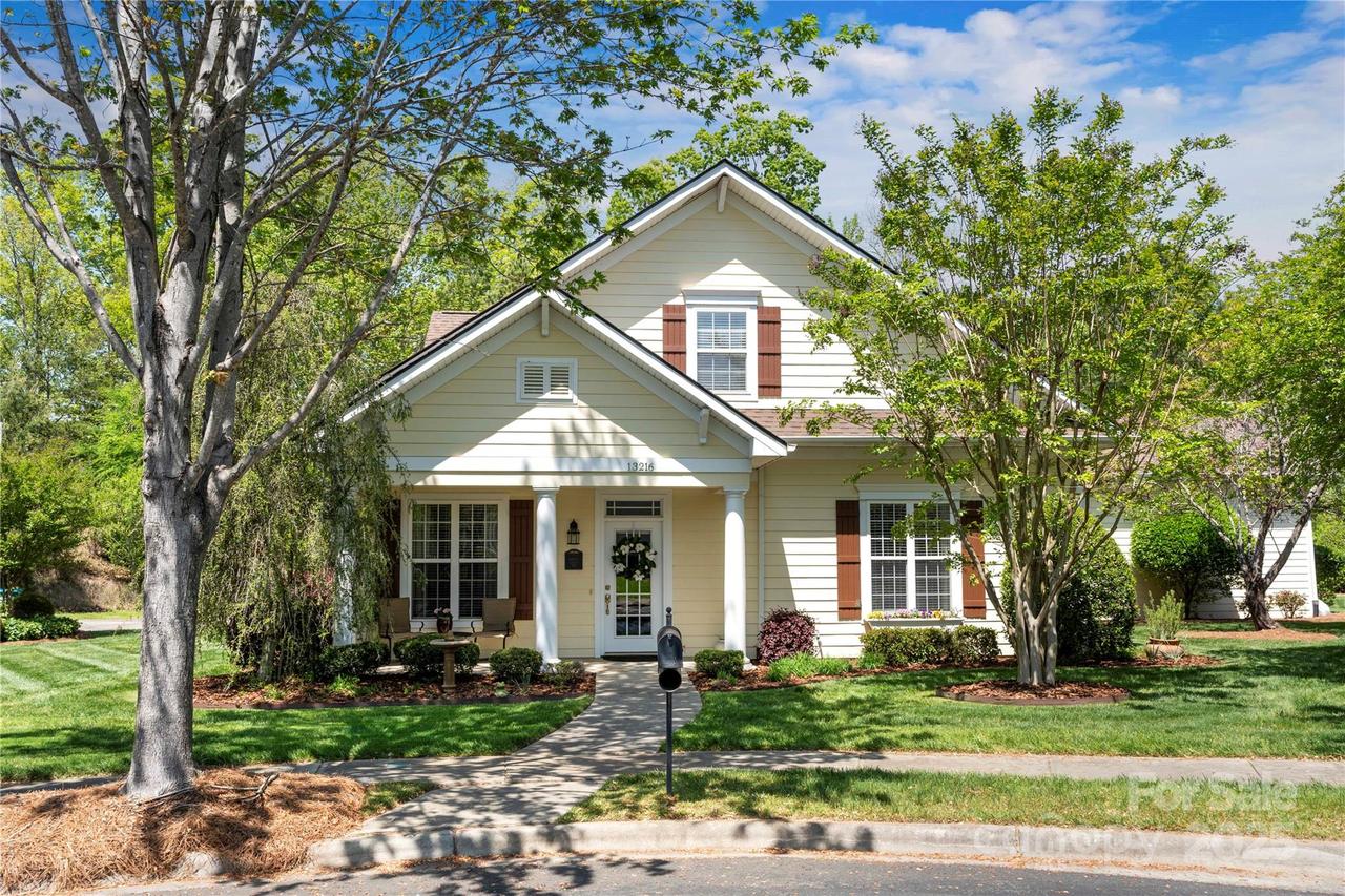 13216 Old Compton Ct., Pineville, NC 28134
