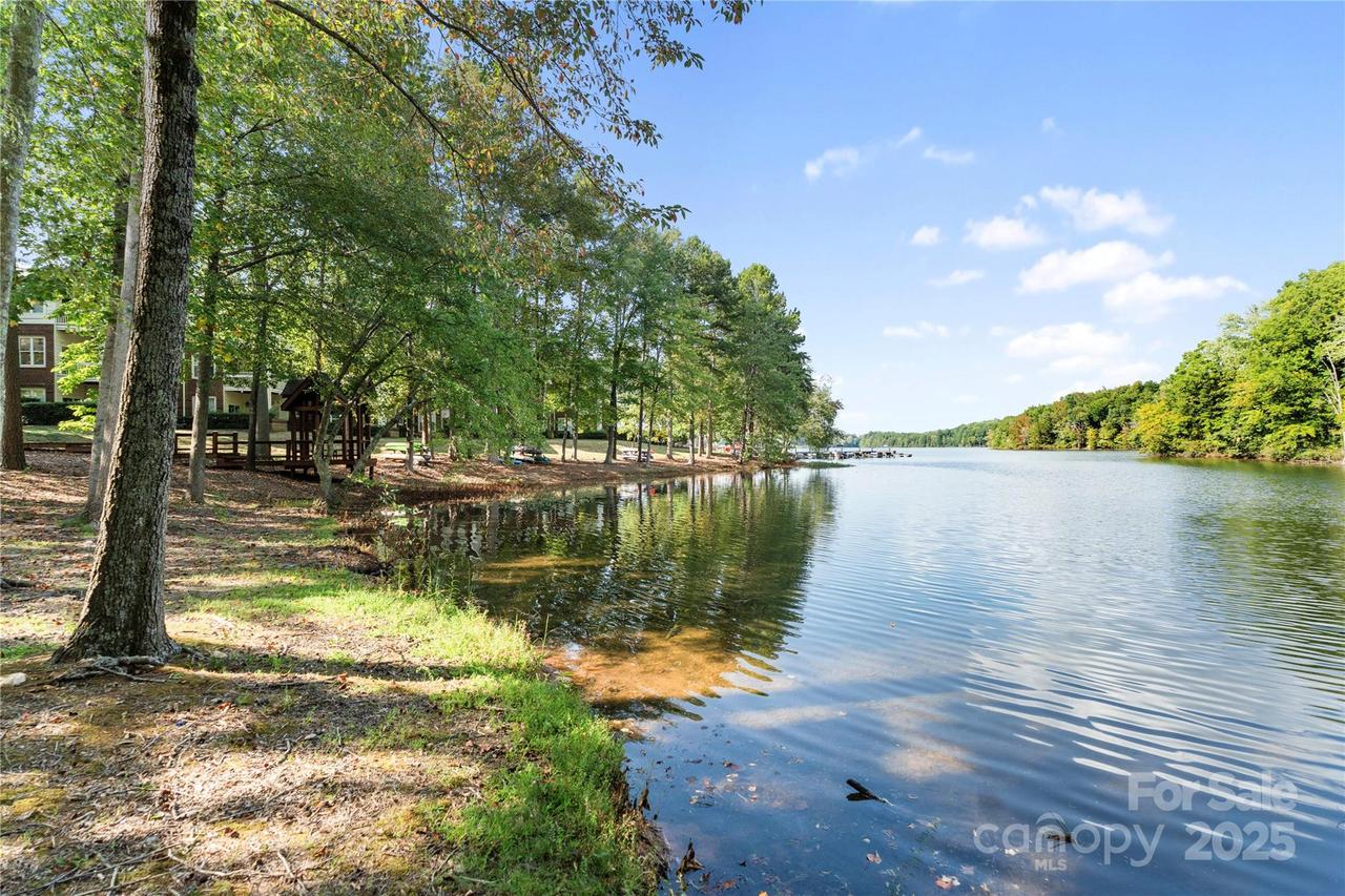 714 Northeast Dr. #53, Davidson, NC 28036