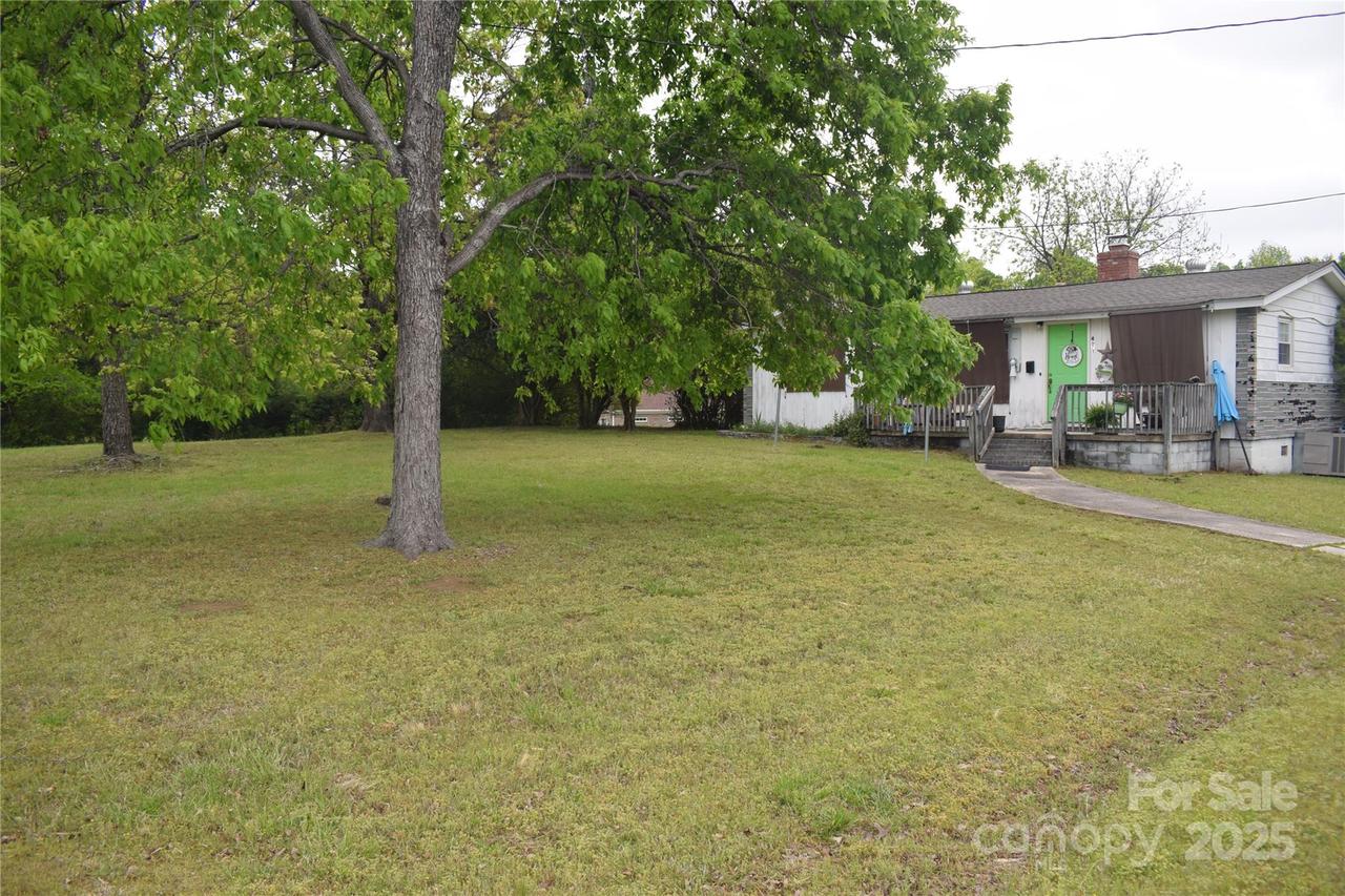 4671 Lucas Ct., Harrisburg, NC 28075