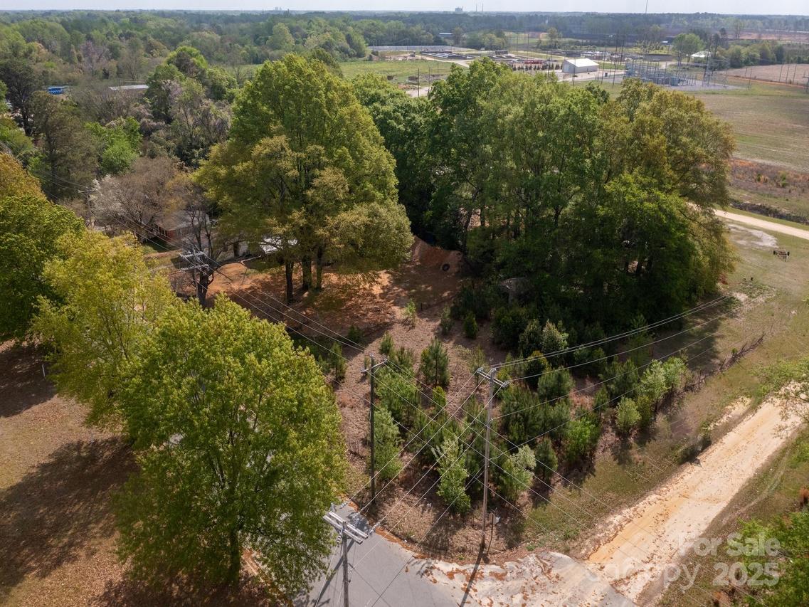 Hall St., Laurinburg, NC 28352