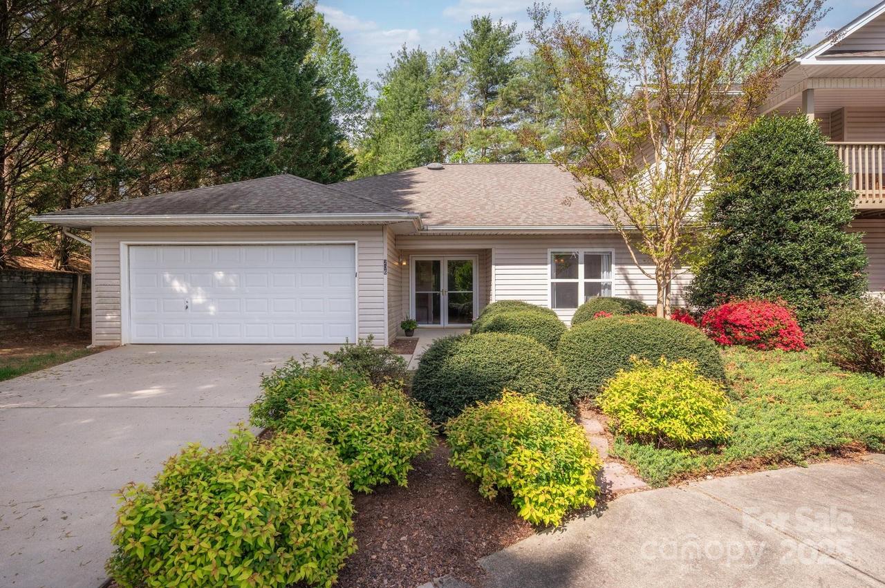 206 Carrington Pl., Arden, NC 28704