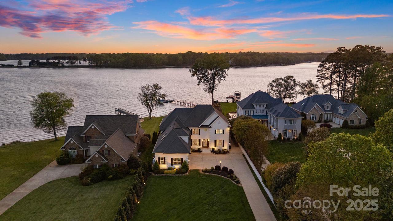 356 Yacht Rd., Mooresville, NC 28117