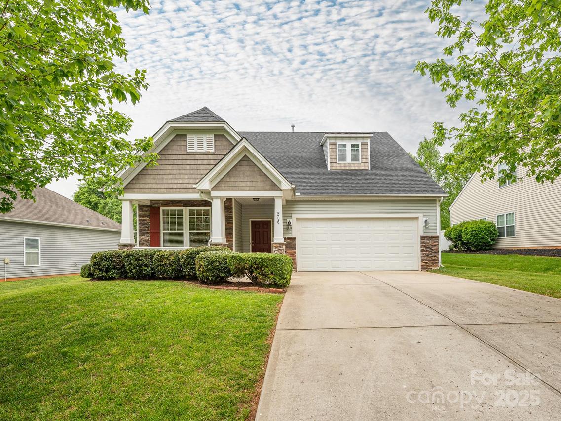 208 Fielding St., Mount Holly, NC 28120