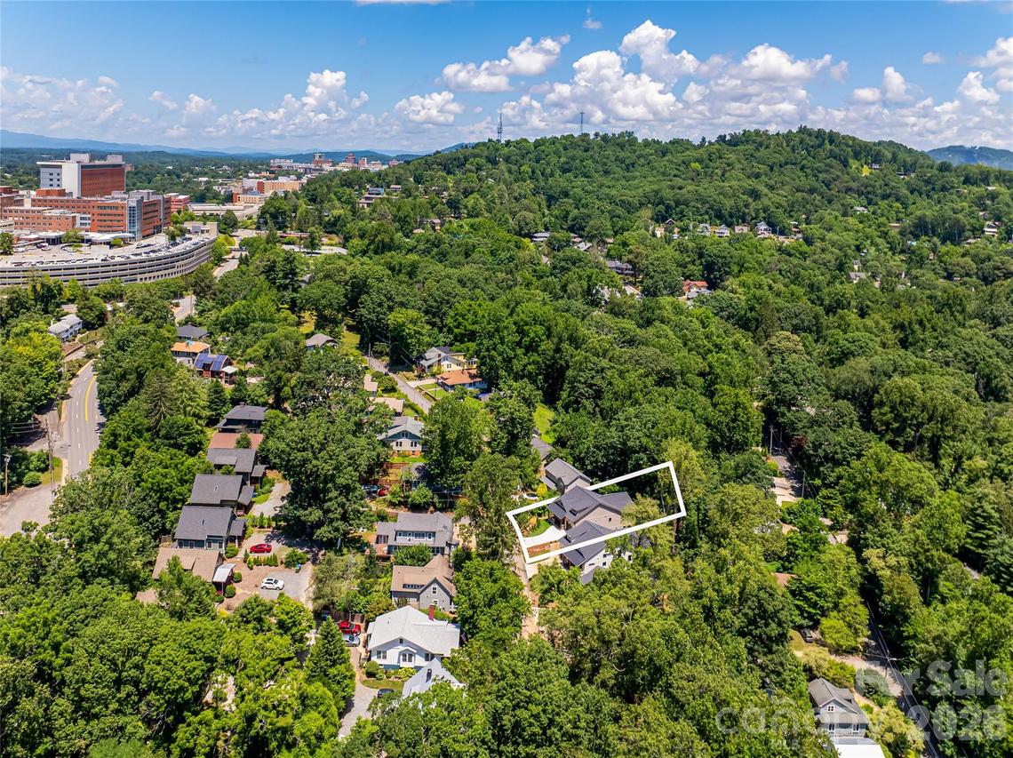 110 Unadilla Ave., Asheville, NC 28803