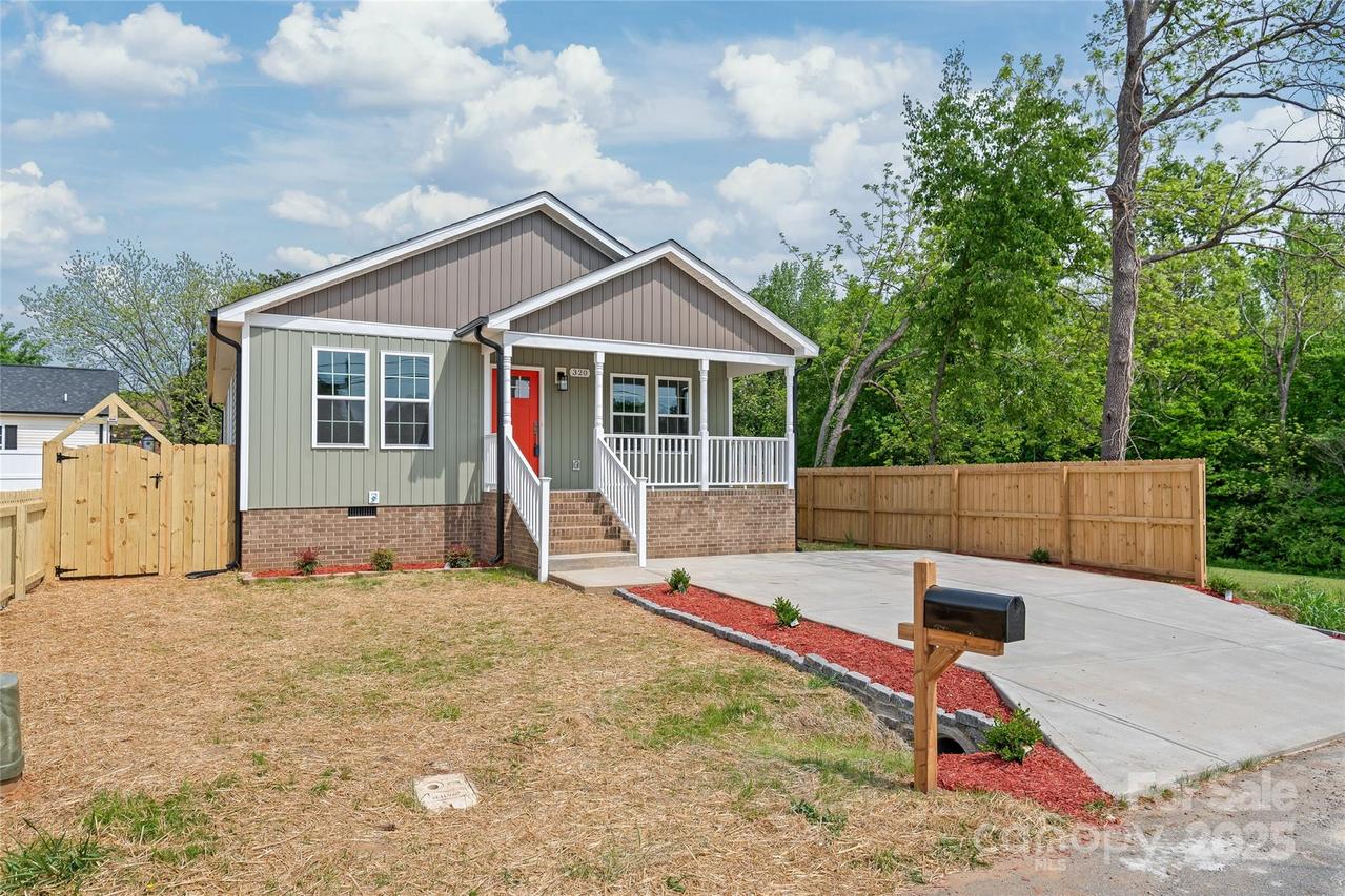 320 Evans St., Concord, NC 28027