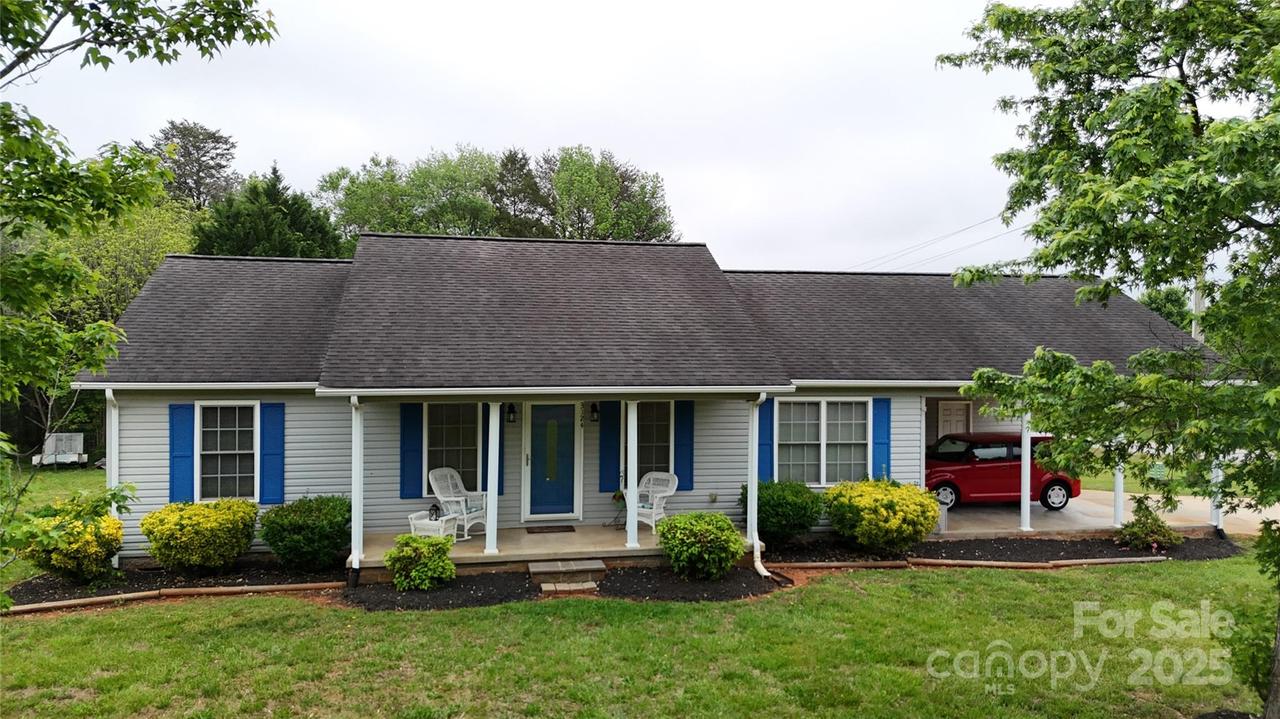 3124 Banks St., Lincolnton, NC 28092