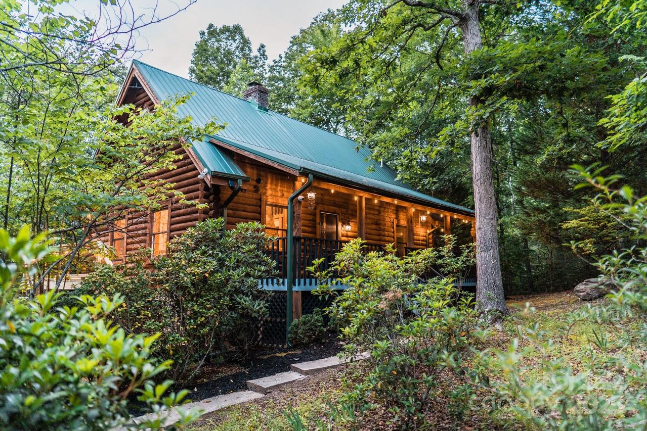 113 Grouse St., Lake Lure, NC 28746