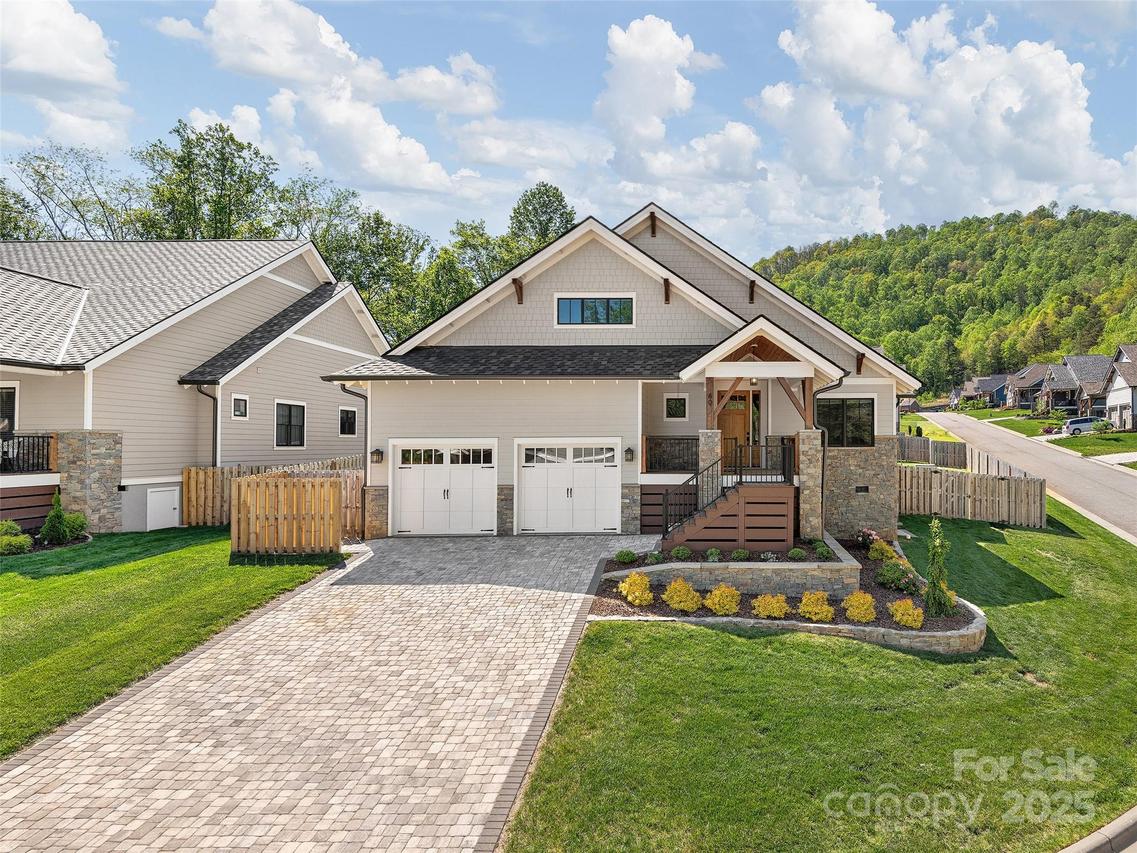 60 Starwood Valley Tr., Arden, NC 28704
