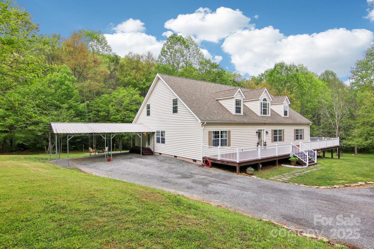 165 Sequoyah Dr., Waynesville, NC 28785