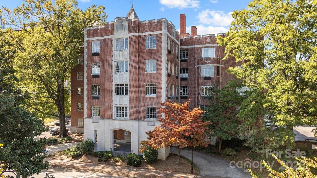 301 W 10th St. #402, Charlotte, NC 28202