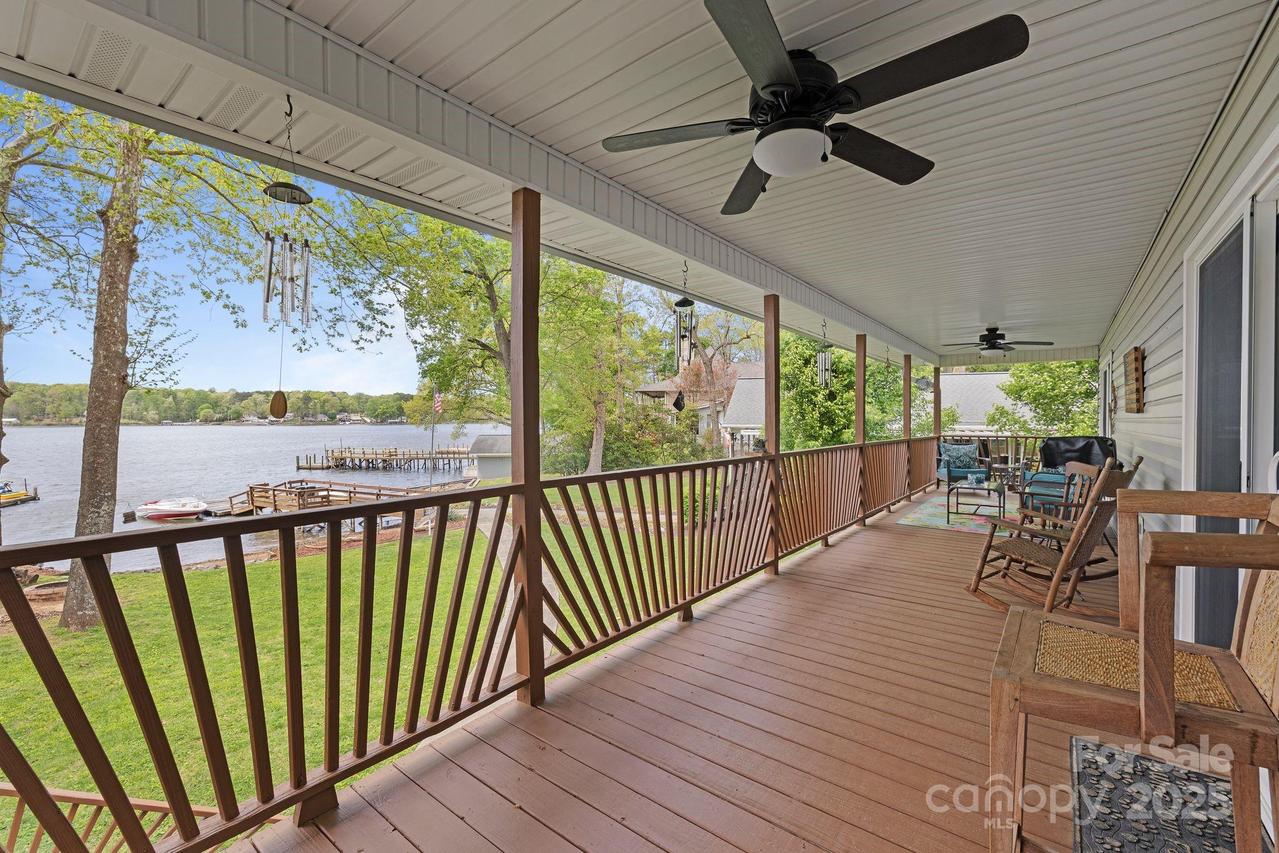 299 Waterway Dr., Lexington, NC 27292