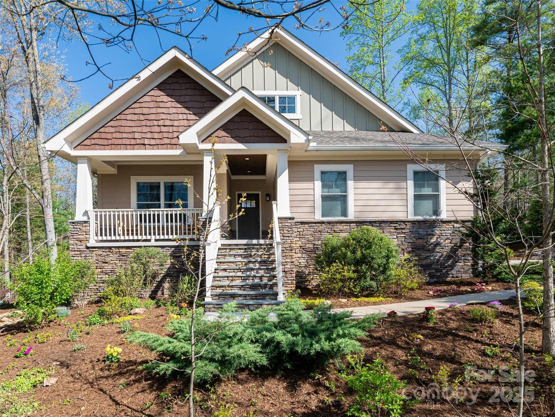 12 Summersweet Ln., Asheville, NC 28803