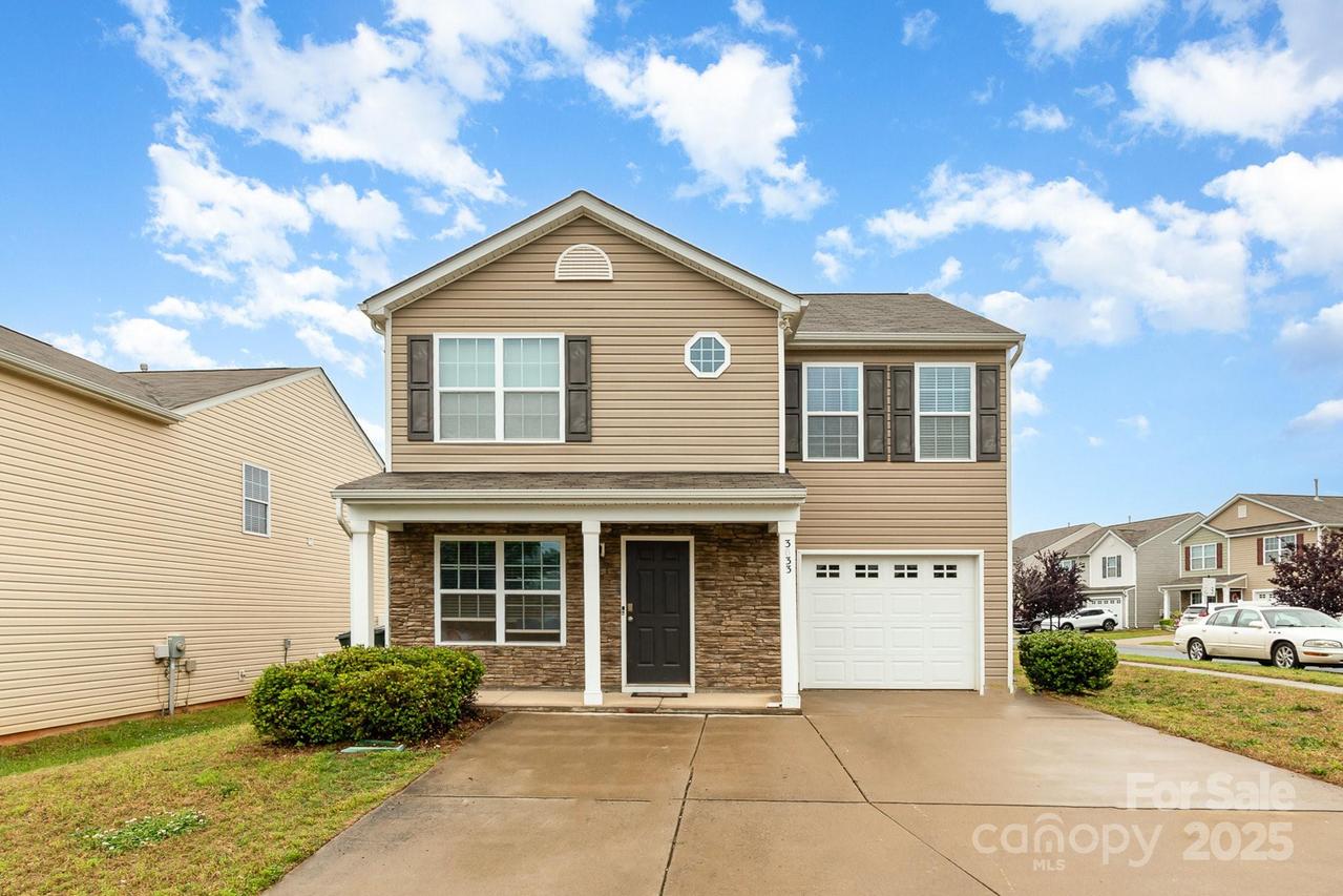 3033 Green Apple Dr., Dallas, NC 28034