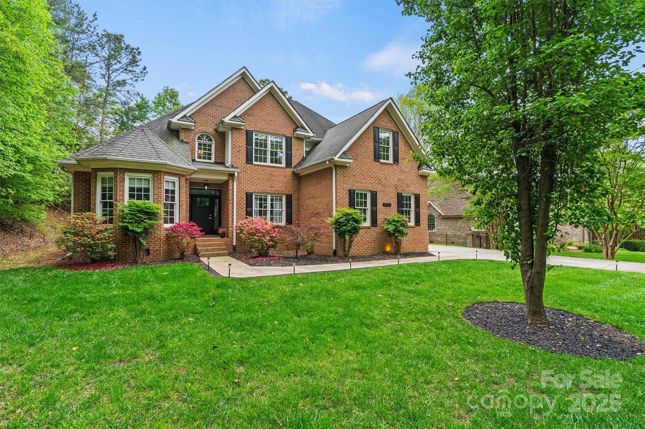 8032 Turnberry Ln., Stanley, NC 28164