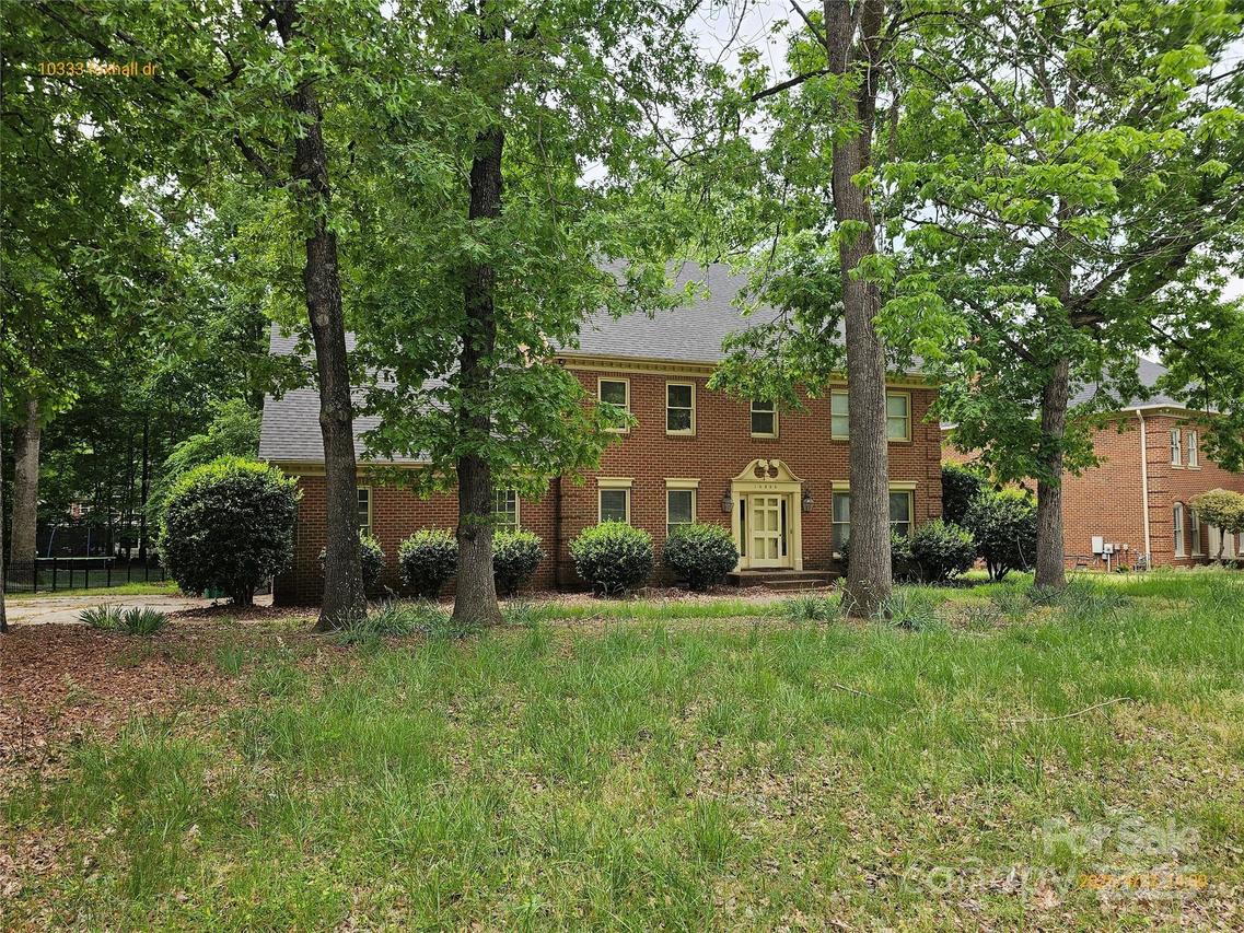 10333 Foxhall Dr., Charlotte, NC 28210