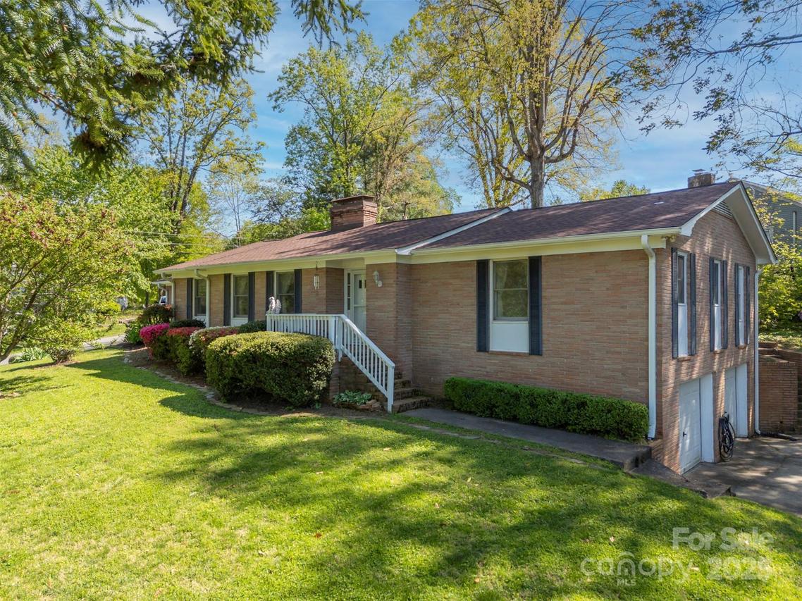 151 Fernwood Dr., Rutherfordton, NC 28139