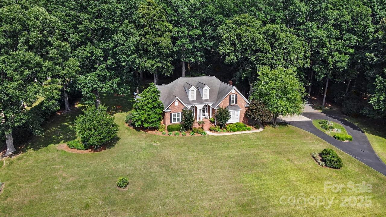 15546 Thompson Rd., Mint Hill, NC 28227