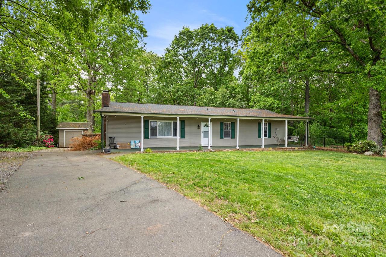 4522 Bill Dale Rd., Morganton, NC 28655