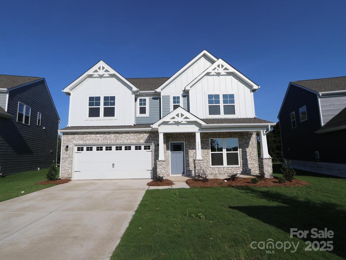 1215 Fremont Dr., Wingate, NC 28174