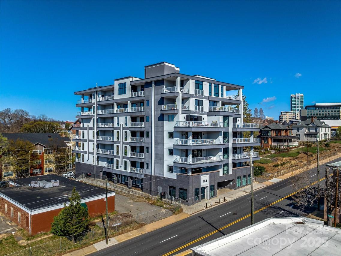 145 Biltmore Ave. #602, Asheville, NC 28801