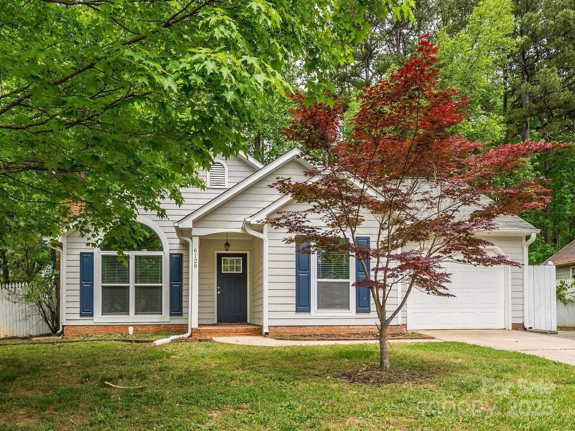 6129 Sunbridge Ct., Charlotte, NC 28269