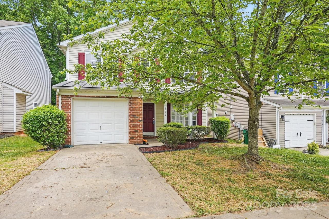 2530 Cochrane Dr., Charlotte, NC 28269