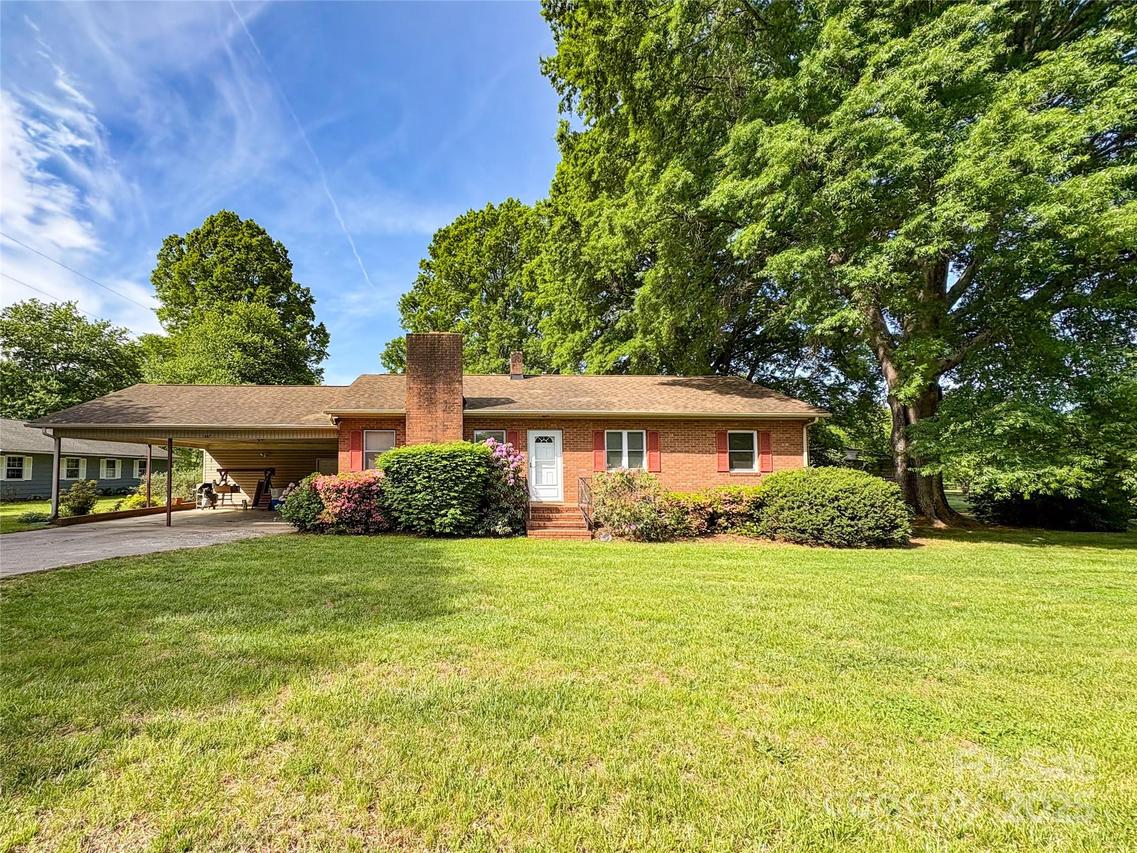 437 Old Mountain Rd., Statesville, NC 28677